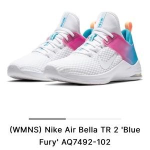 Women’s Nike Air Bella TR 2 Blue/Pink Training Shoes - Size 8 1/2
